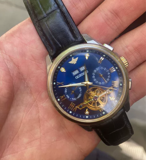 欧品客的买了只有半年低价出了不想带了正品保...