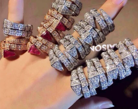 开口蛇形戒指钻石女指环S925纯银蛇头满钻...