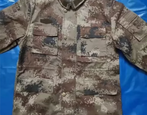 仓库到期，特价处理旧二手工作服迷彩，包邮出...
