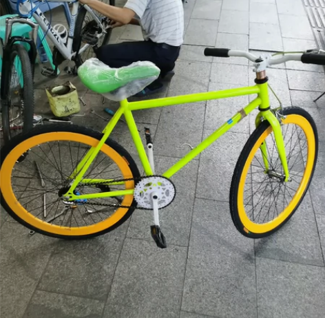 24寸死飞全新荧光黄， 感兴趣的话点“我想...