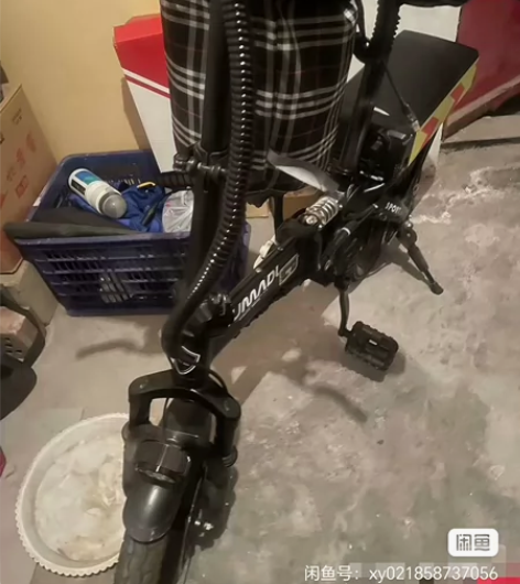 名顶代驾车95新  仓库吃土状态 去年7月...