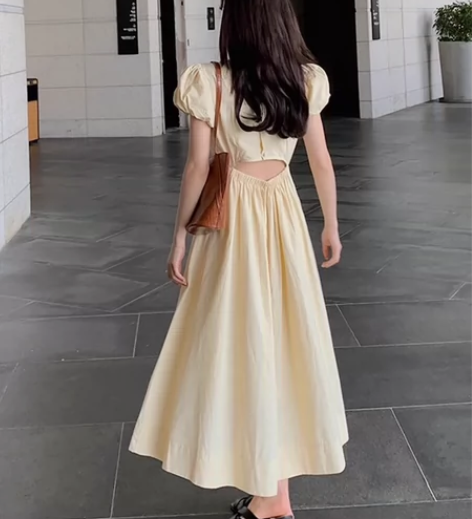 法式收腰泡泡袖露背显瘦长裙子 s码 没穿过...