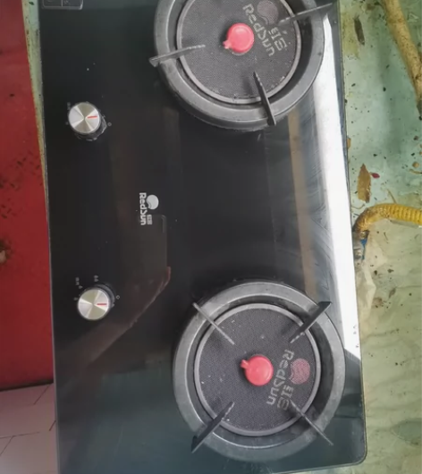 搬家了，红日牌天然气红外线灶是台式，可以语...