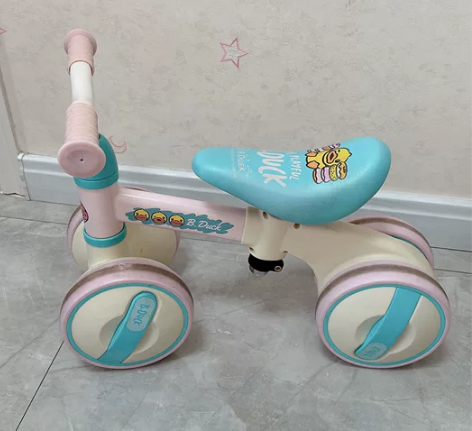 乐的小黄鸭儿童平衡车1一3岁宝宝滑步婴儿学...