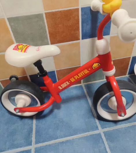 小黄鸭儿童平衡车1-3岁6男女宝宝无脚踏滑...