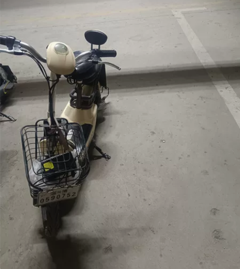 新日电动车,低价出售,420一口价,磨叽的...