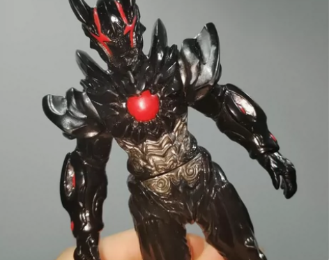 包邮带火花黑暗路基艾尔万代日版500软胶1...