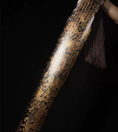 明清时期木胎大漆描真金九龙图七弦古琴 长1...