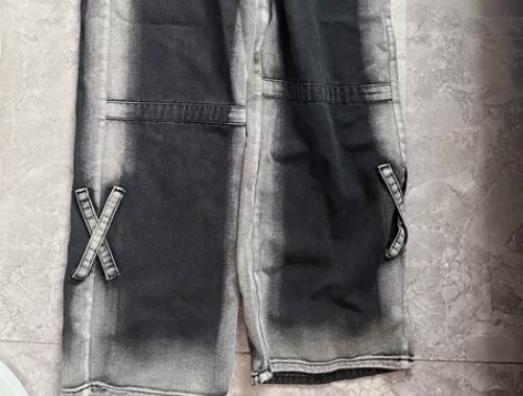 出一条牛仔裤 四季都适合 全新未穿送腰带 ...