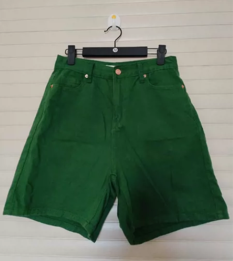 全新牛仔西装短裤 感兴趣的话点“我想要”和...
