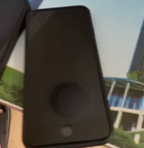 9成新苹果8 感兴趣的话点“我想要”和我私...