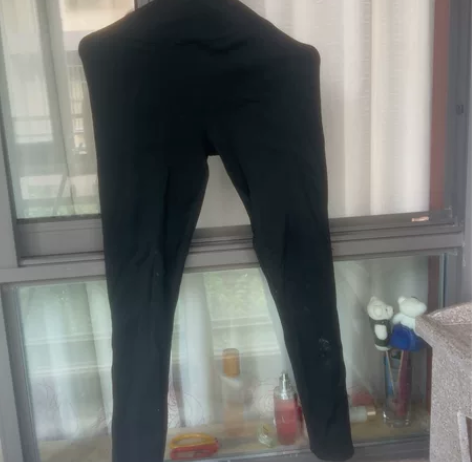 保暖鲨鱼裤,表面光滑,内里加绒,弹力大,价...