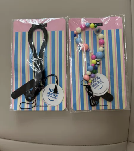 蓝色苞米包邮全新手机挂绳35，手机珠连梦幻...