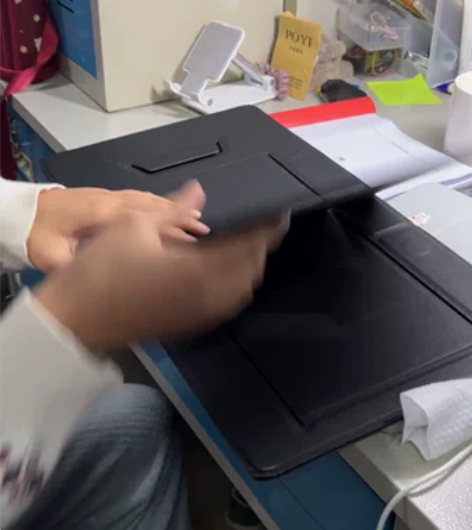 iSwift P同款创意轻薄便携折孴桌床上桌 办公笔记本电脑...