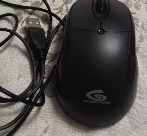 电脑不用了，鼠标也闲置了。买了沒用几次。想...