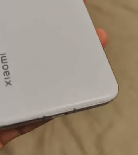 小米 13，8+256，成色如图，1888...