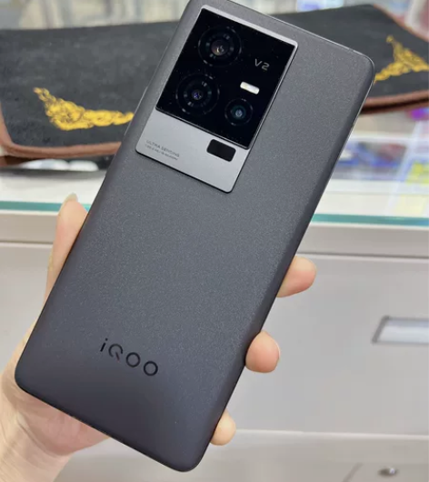 VIVO iQOO 11赛道版16+512...