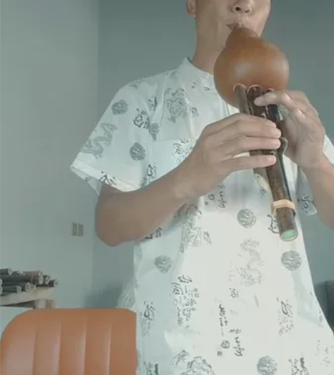 新出炉一把全新传统手工艺，原生态傣味葫芦丝...