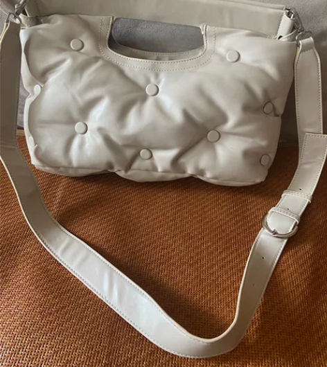 云朵包软皮夹棉女士云朵包单肩包手拿包斜挎包 材质：软Pu夹棉...