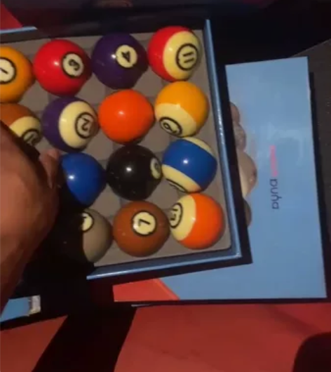 出售二手黛娜丝菲黄金球  9成新 原价16...