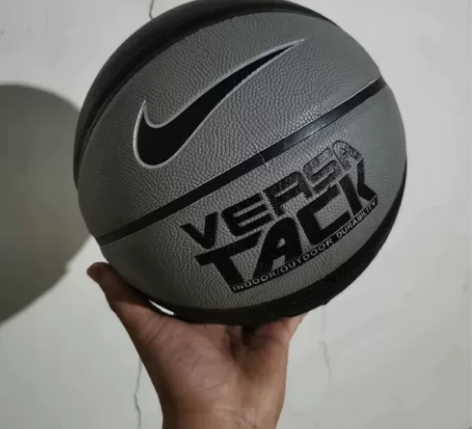 Nike/耐克篮球全新篮球60包邮，都是吸...