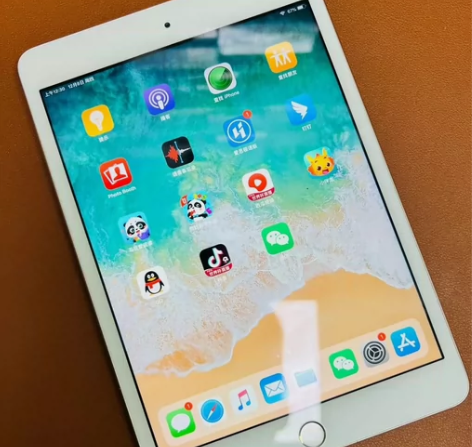 出个人iPad 九成新平板电脑女生自用闲置...