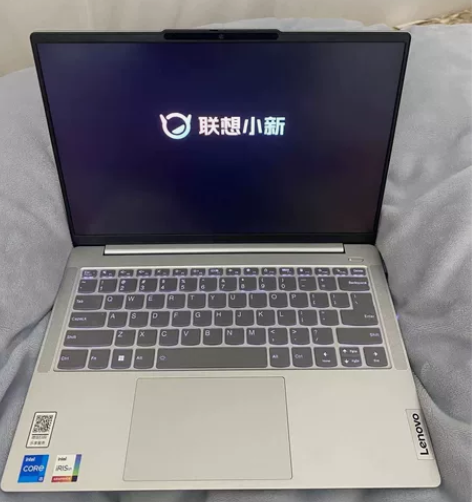 闲置女生自用笔记本电脑刚买来看视频上课刷题...