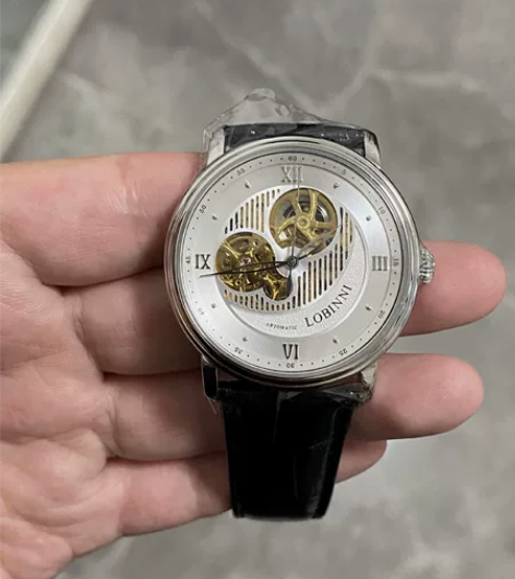 全新未撕膜罗宾尼（LOBINNI）手表男镂...