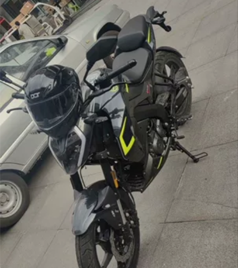 个人闲置机车 贝纳利小迅龙150今年4月份...