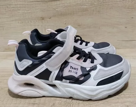 乔丹儿童舒适百搭运动鞋 35码 包邮 [相...