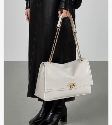 【博主闲置】Cnoles蔻一漫步象印链条腋...