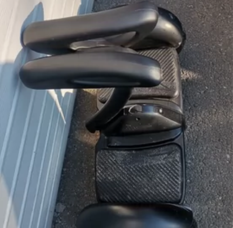 小米九号平衡车,没怎么用,功能完好,轻微使...