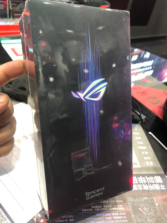 ROG玩家国度手机3 12+128。仅此一台