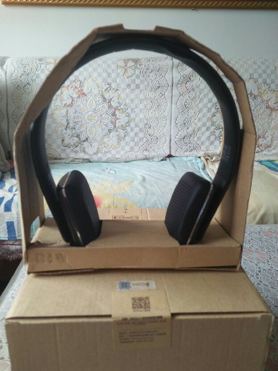 QCY头戴式蓝牙耳机