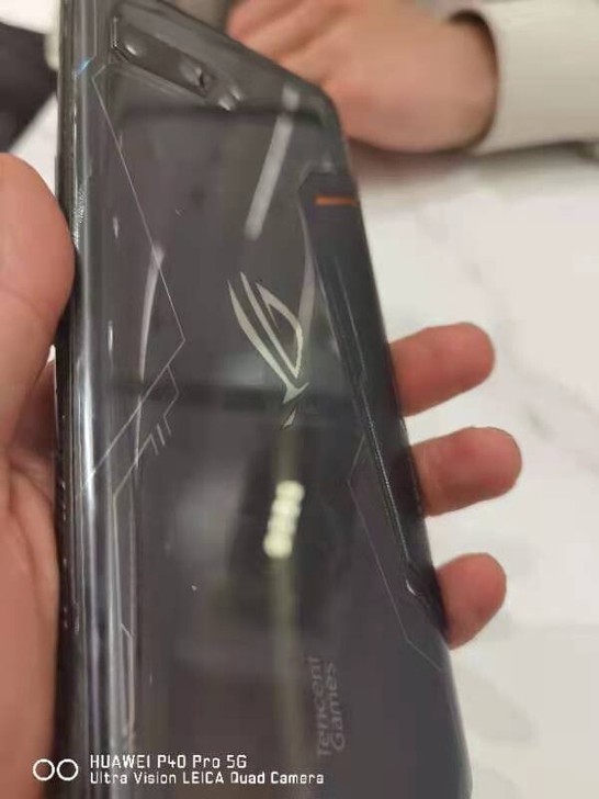 ROG败家之眼,128G,用了1年,所有问...