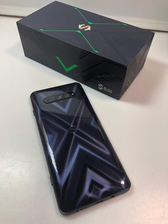 黑鲨4 12GB+256GB 幻镜黑
