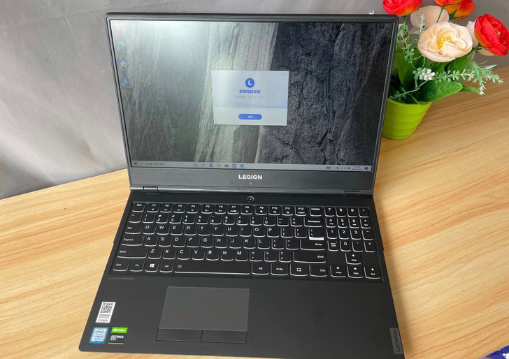 联想拯救者Y7000游戏笔记本电脑