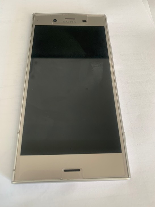 索尼xz1日版，成色还行，屏幕偶尔失灵，应...