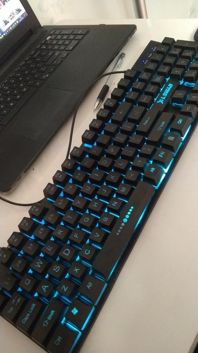 【清仓处理】牧马人机械手感游戏键盘台式笔记本有线电脑静音游戏