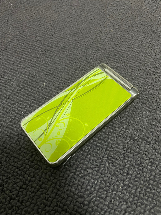 纯原装夏普翻盖电信手机.成色还可以插电信卡...