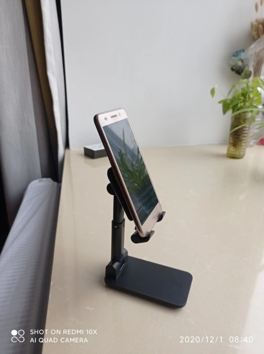 【尾货处理全新】可折叠手机支架桌面网红折叠...