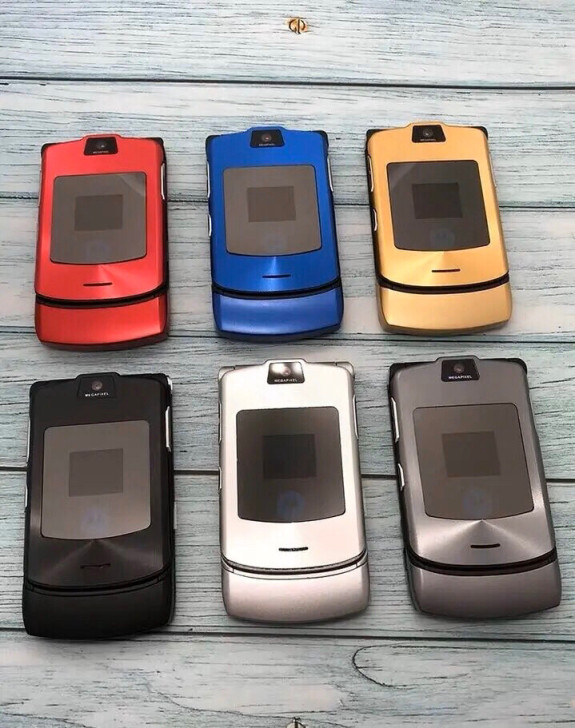 摩托罗拉v3 v3ie全新全套原装翻盖手机