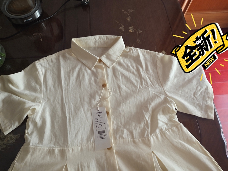 只试穿过，胖子不配这么文艺风的裙子。裙子说...