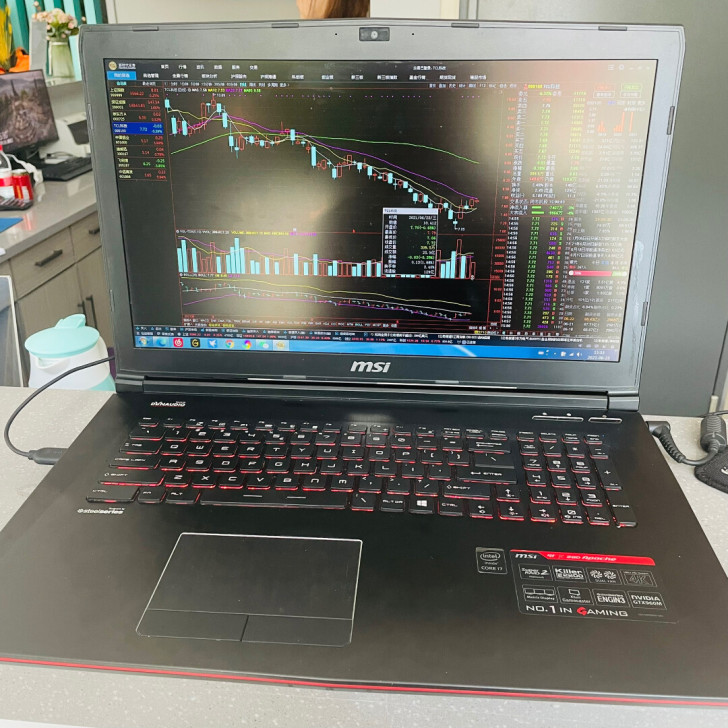 微星GE72 ,I7-4720HQ,8内存...