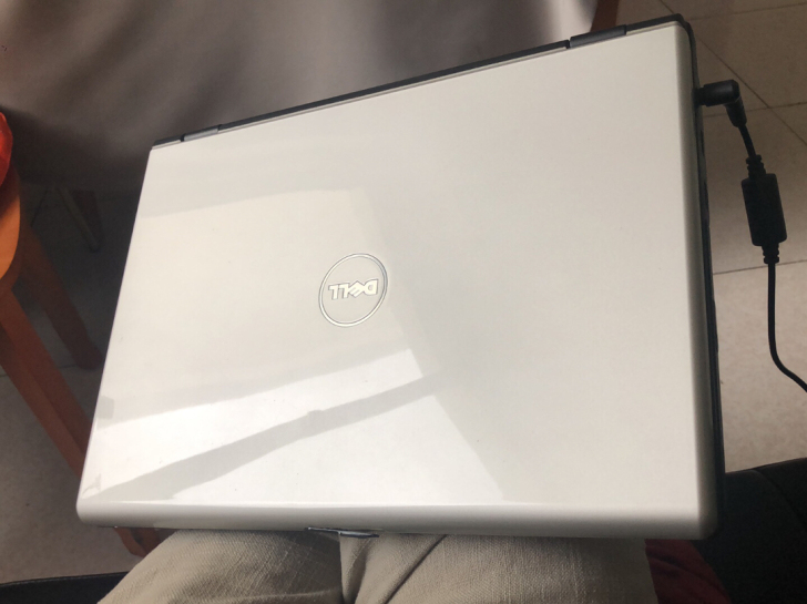 戴尔笔记本电脑 inspiron1427 ...