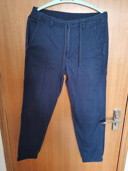 优衣库九分裤，165-72A，9新，闲置便...