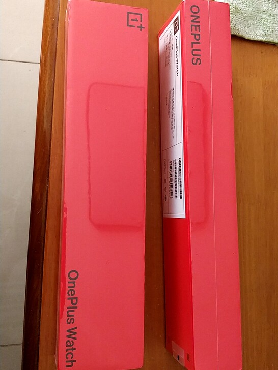 一加手表，全新未拆封，黑色的，950一个，...