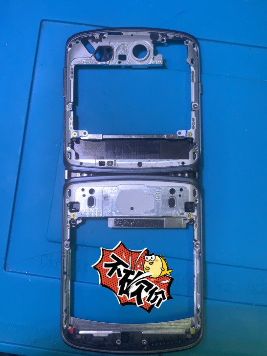 摩托罗拉刀锋手机中框 一处磕伤一处小瑕疵 ...