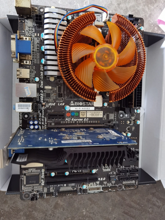 主板，cpu，风扇，内存，显卡，一起出，东...