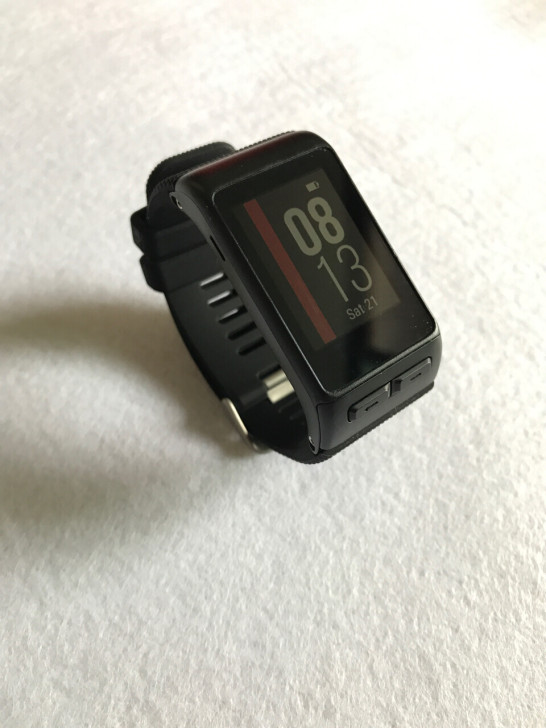 GARMIN佳明vivoactive HR...